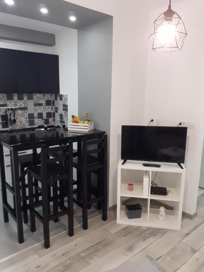 Apartman Petres ソンボル エクステリア 写真