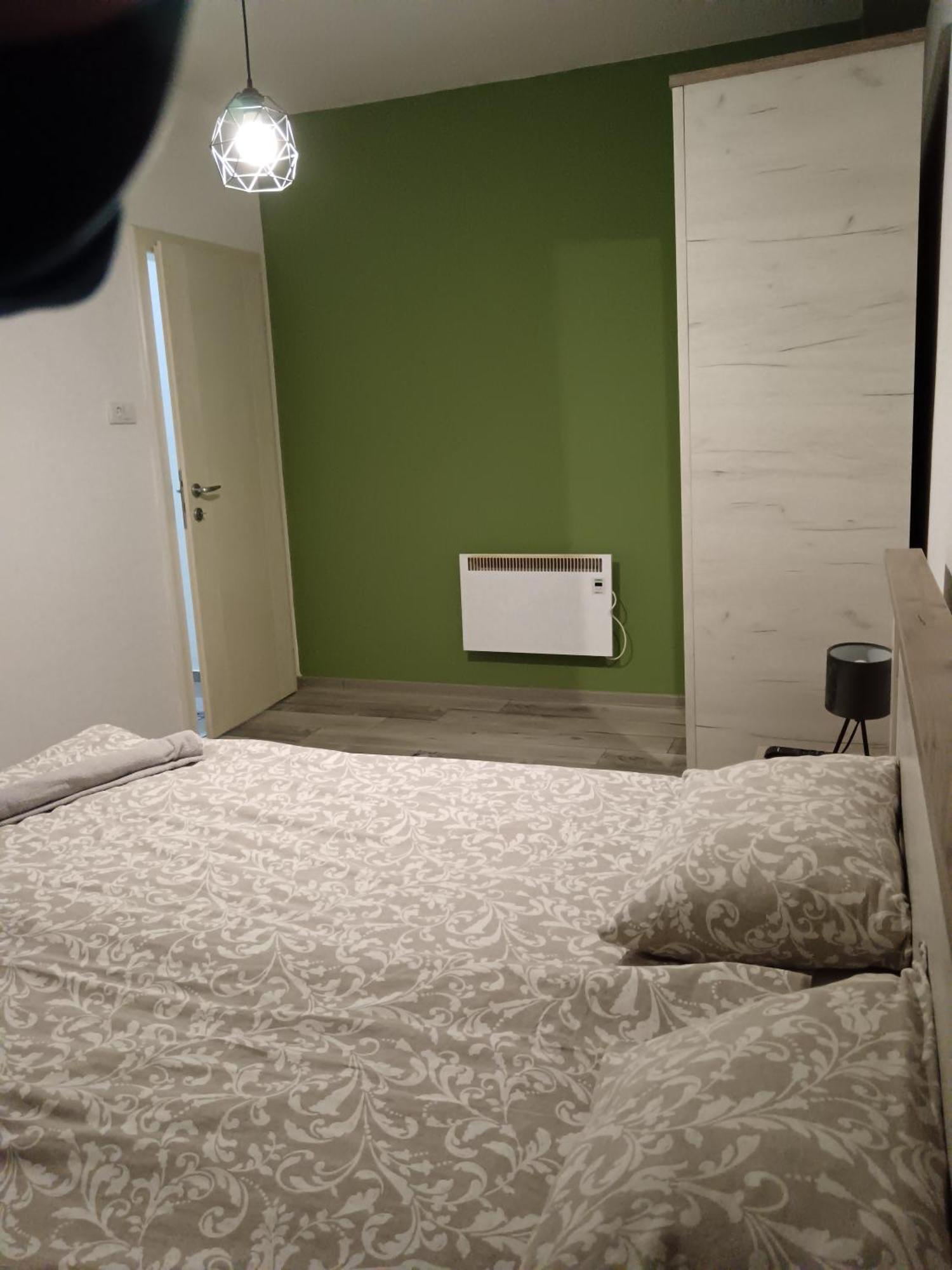 Apartman Petres ソンボル エクステリア 写真